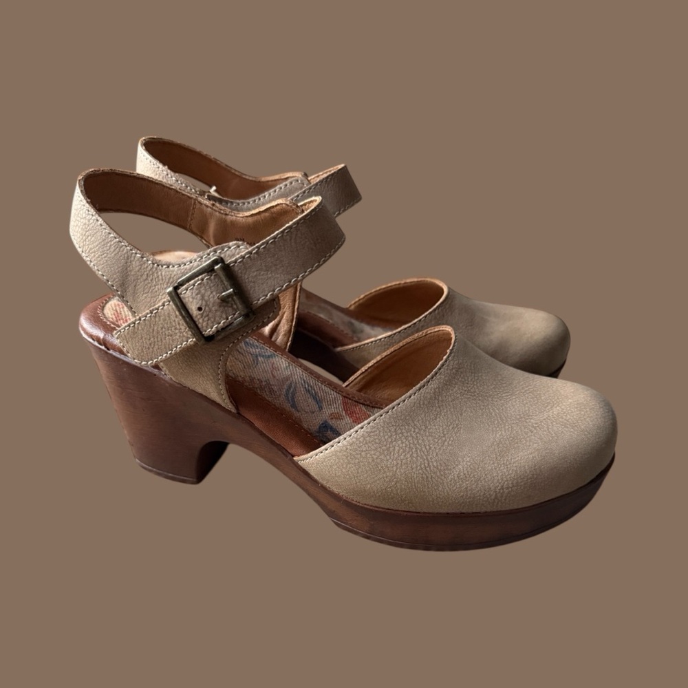 BOC by Born Womens Round Closed Toe Mary Jane Shoes sz9